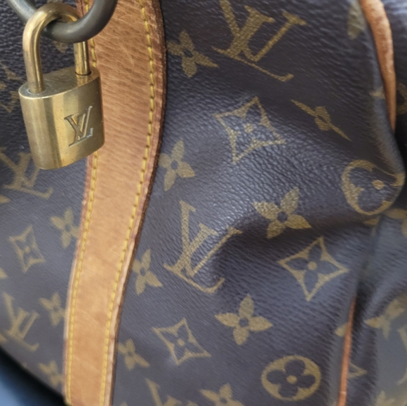 Auth vintage Louis Vuitton monogram keepall 45 (lock included with key) - Picture 9 of 13